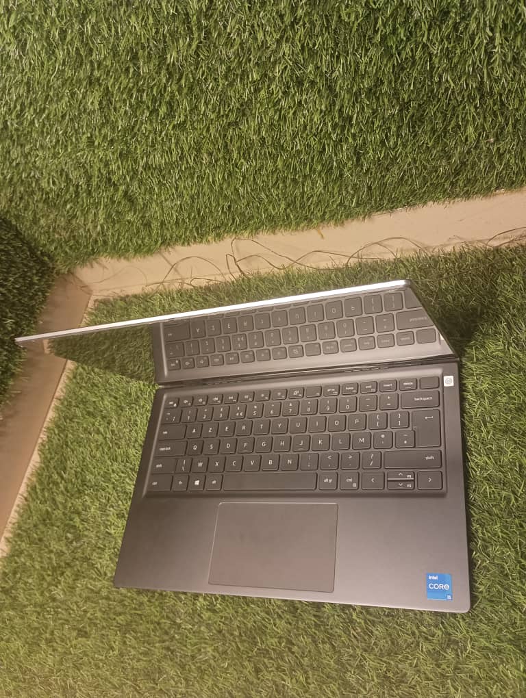 Dell Vostro 1