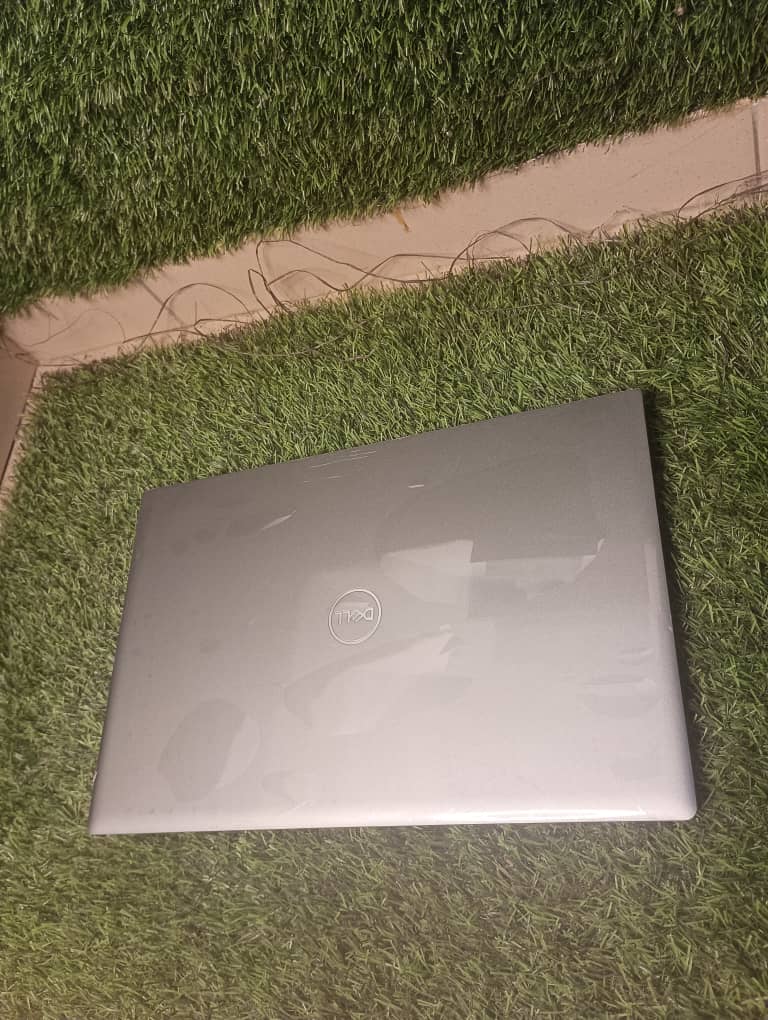 Dell Vostro 3